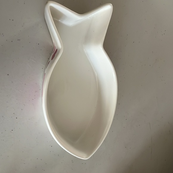 Cat food bowl in a fish style for food. Pampered - Picture 4 of 5